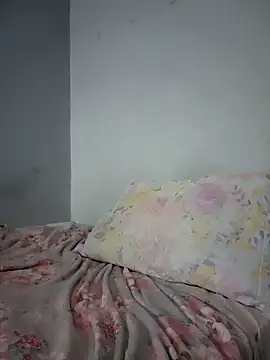 Snapshot of manueladantass1 chatting on 2, 1, 2025 manueladantass1 online show from 2, 1, 2025