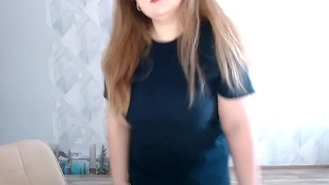 Snapshot of Melina_Hot9 chatting on 1, 11, 2025 Melina Hot9 online show from 1, 11, 2025