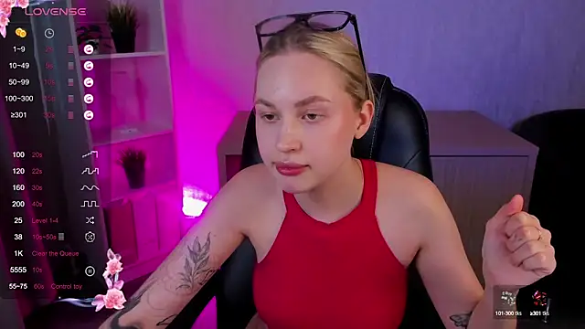 Carol  Cox online show from 19, 2, 2025