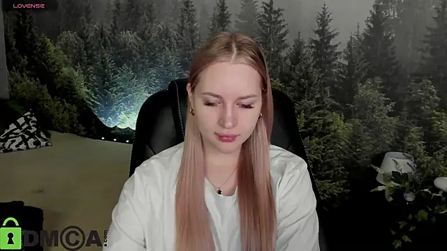 Carol  Cox online show from 13, 11, 2025