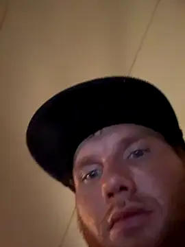 Snapshot of dcockell chatting on 14, 11, 2025 dcockell online show from 14, 11, 2025