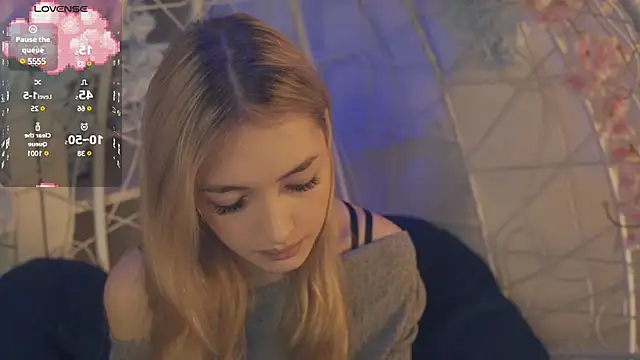 Snapshot of FlairCunard chatting on 18, 1, 2025 FlairCunard online show from 18, 1, 2025