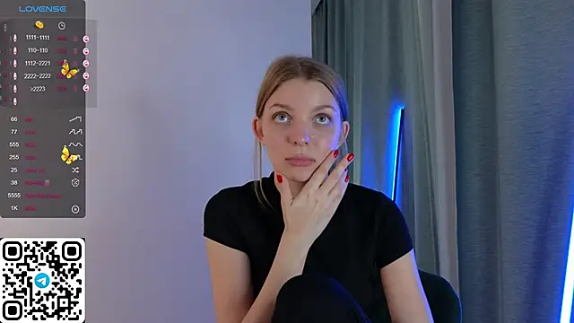 ElswythDecoursey online show from 1, 2, 2025