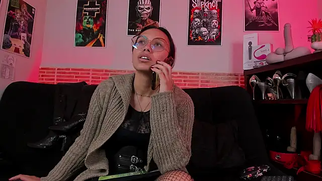 lilith-deveraux online show from 13, 3, 2025