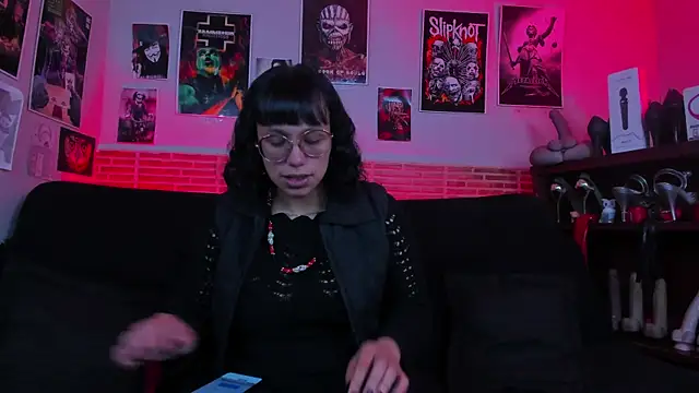 lilith-deveraux online show from 1, 10, 2025