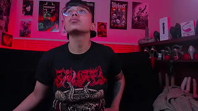 lilith-deveraux online show from 8, 10, 2025