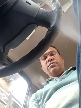 Snapshot of nupa230780 chatting on 30, 11, 2025 nupa230780 online show from 30, 11, 2025