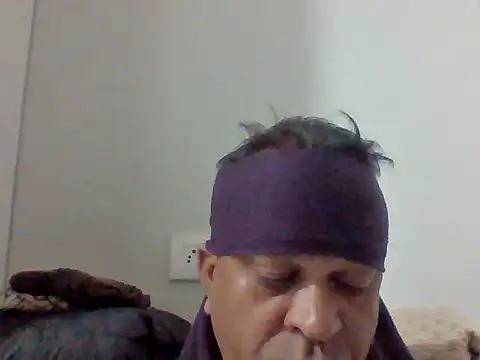 Snapshot of nupa230780 chatting on 14, 12, 2025 nupa230780 online show from 14, 12, 2025