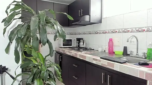 Fransheska-mon online show from 14, 1, 2025