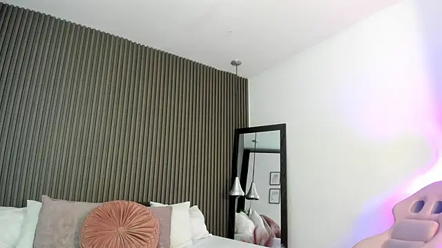 Axel brunette1 online show from 28, 9, 2025