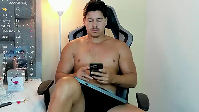 victor vixen online show from 13, 4, 2026