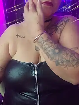 Ivonnee   online show from 26, 6, 2026