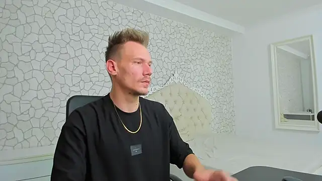 MateoBenjaminX online show from 11, 12, 2024