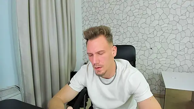 MateoBenjaminX online show from 6, 2, 2025