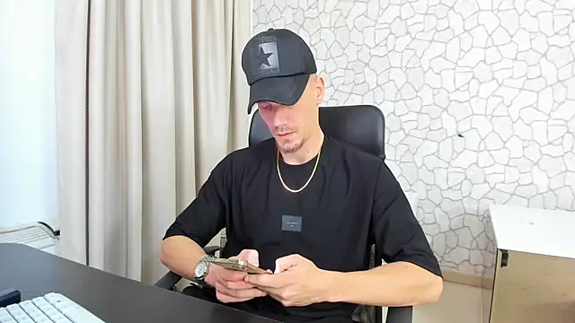 MateoBenjaminX online show from 8, 2, 2025