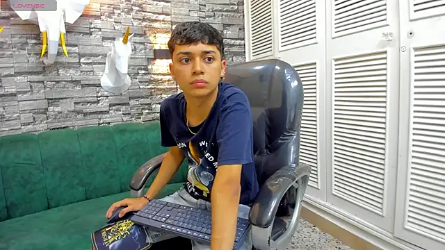 DamiBright online show from 17, 11, 2025