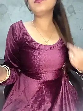 Shanaya Hotty online show from 18, 1, 2025