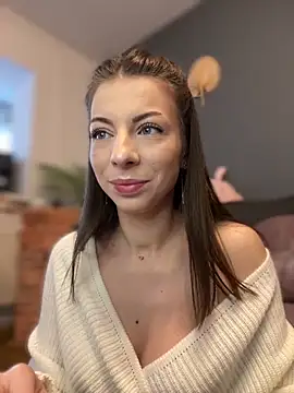 Mia Ethan online show from 17, 1, 2025