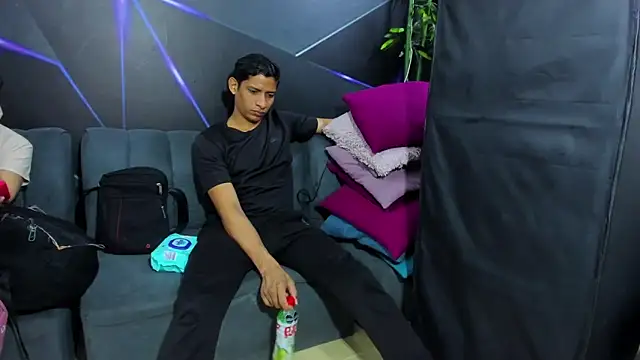 playsgirlhot online show from 8, 2, 2026