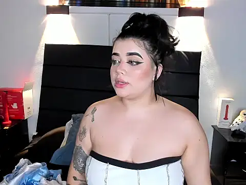  ValeryStone  online show from 3, 2, 2025