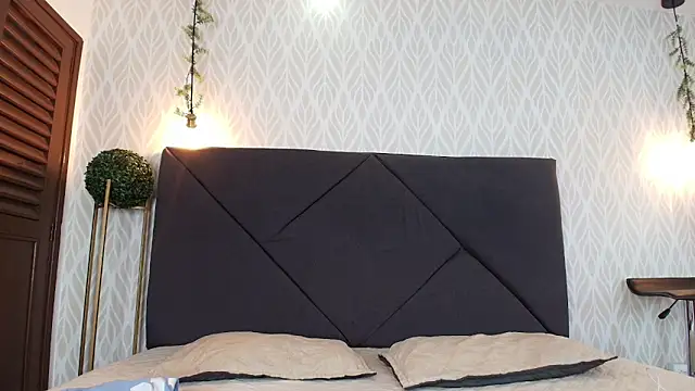 sandy rivas online show from 4, 4, 2026