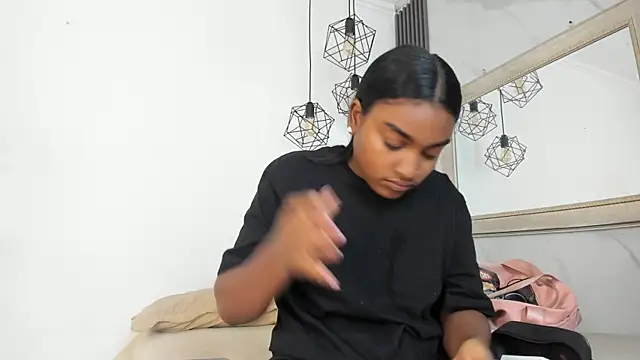 Snapshot of kayna_gomez chatting on 6, 6, 2026 kayna gomez online show from 6, 6, 2026