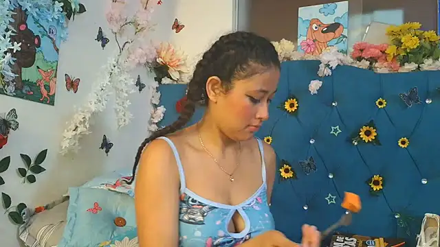 Snapshot of Milkdulce1 chatting on 26, 5, 2026 Milkdulce1 online show from 26, 5, 2026