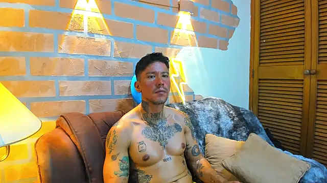 Snapshot of Dylanstonne chatting on 11, 3, 2025 Dylanstonne online show from 11, 3, 2025