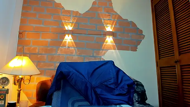 Snapshot of Dylanstonne chatting on 19, 3, 2025 Dylanstonne online show from 19, 3, 2025