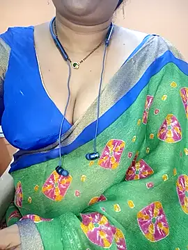 Snapshot of Sexy-Telugunayana2 chatting on 6, 12, 2024 Sexy-Telugunayana2 online show from 6, 12, 2024