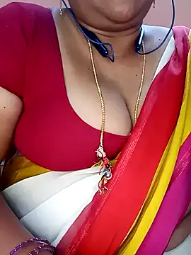 Snapshot of Sexy-Telugunayana2 chatting on 2, 2, 2025 Sexy-Telugunayana2 online show from 2, 2, 2025