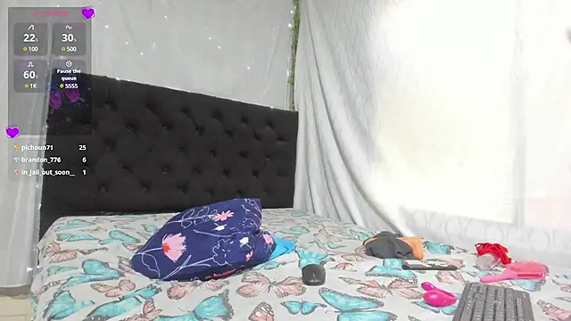 emi henao online show from 14, 2, 2025