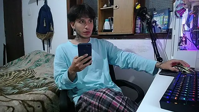 esjrobles online show from 4, 3, 2025