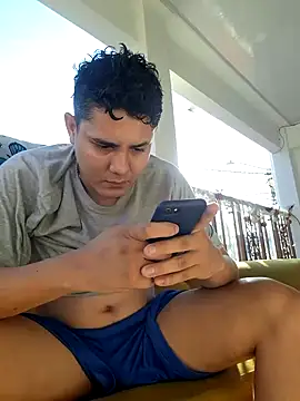 Pink Jazmin online show from 9, 12, 2024