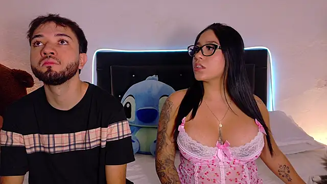 Snapshot of LeagueOfLovers chatting on 10, 3, 2026 LeagueOfLovers online show from 10, 3, 2026