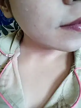 Snapshot of Anki-doll chatting on 13, 5, 2026 Anki-doll online show from 13, 5, 2026