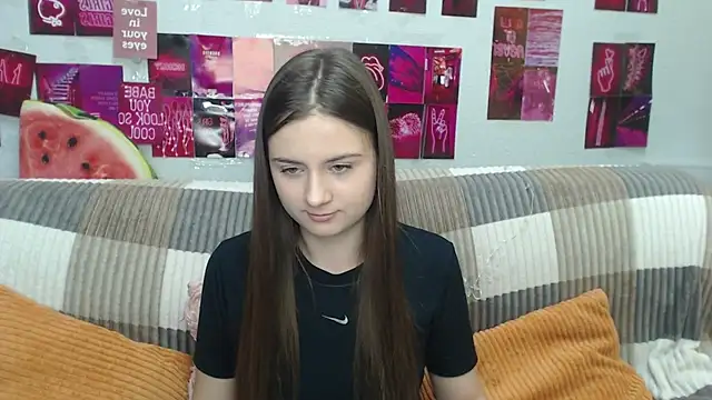 Snapshot of MilanaRoza chatting on 3, 7, 2026 MilanaRoza online show from 3, 7, 2026