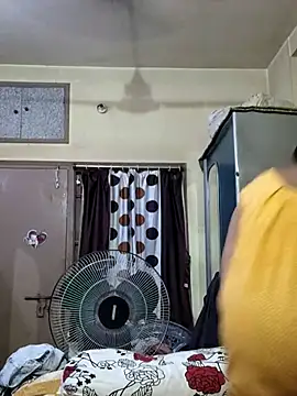 yoursweety09 online show from 16, 3, 2025