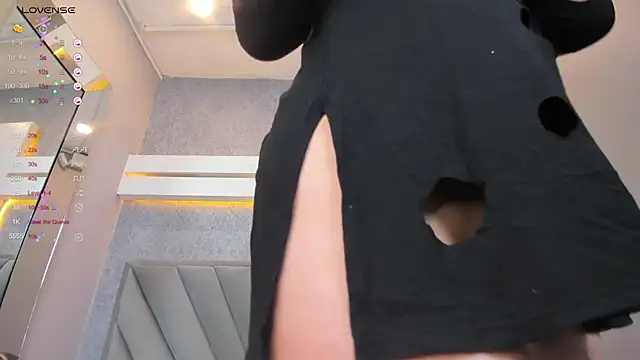 JessicaMilan online show from 2, 2, 2025