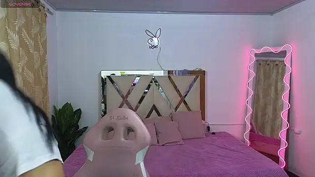 Laylafoxy tay online show from 14, 3, 2025