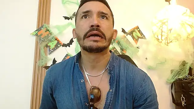 Reiko 85  online show from 21, 10, 2025