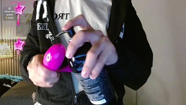 Dyla n18 online show from 15, 3, 2026