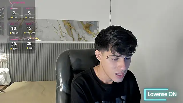 Dyla n18 online show from 15, 4, 2026