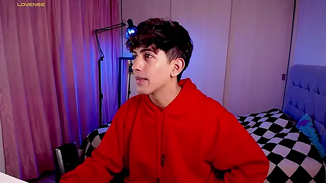 teobowny  online show from 30, 1, 2025