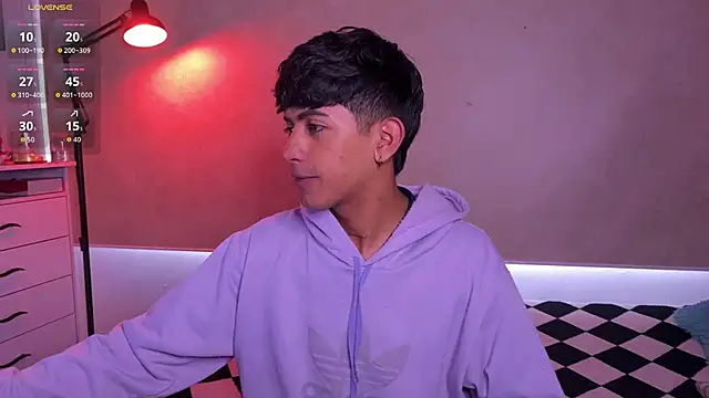 teobowny  online show from 7, 10, 2025