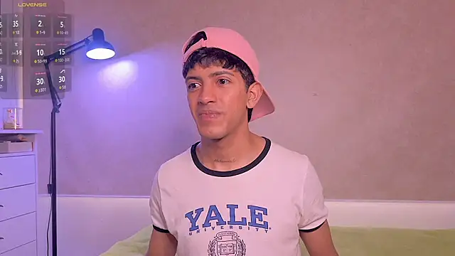 teobowny  online show from 17, 4, 2026