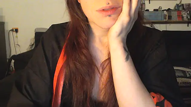 complicata mente online show from 15, 1, 2025