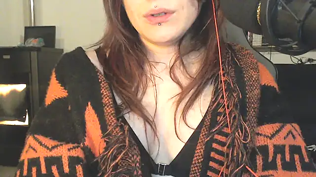 complicata mente online show from 6, 3, 2025