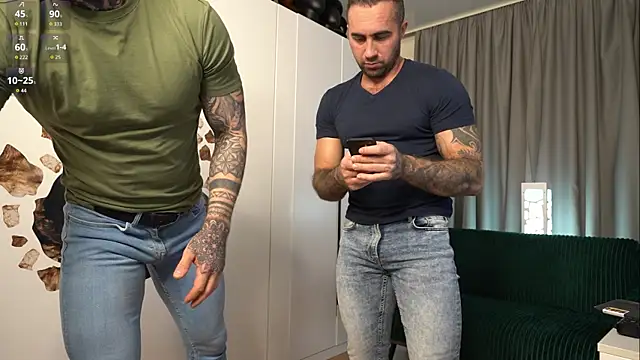 Snapshot of Alex_xxx chatting on 20, 10, 2025 Alex xxx online show from 20, 10, 2025