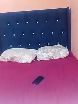 Luciouslips00 online show from 2, 4, 2026